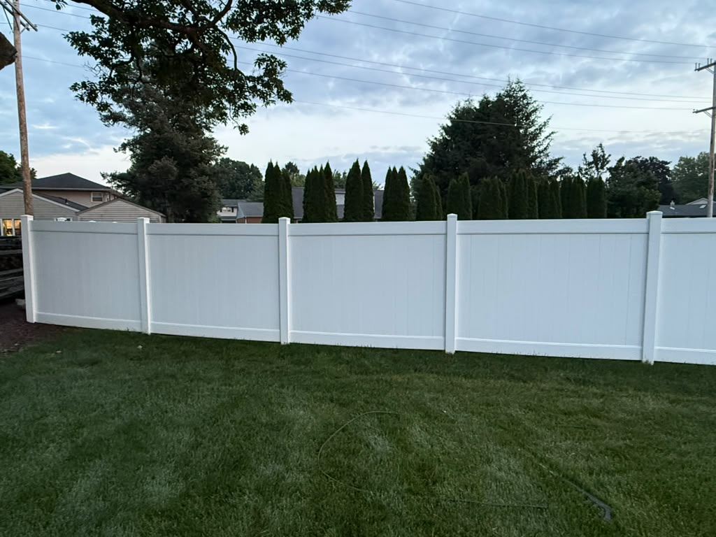 Vinyl fence after cleaning