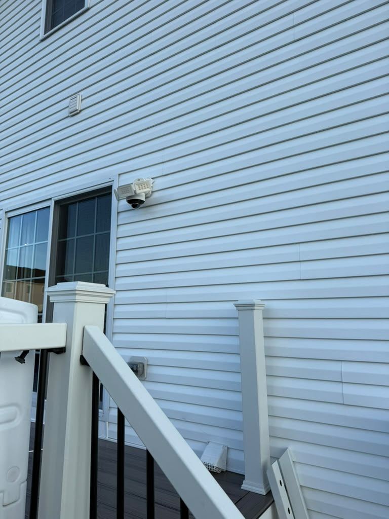 Vinyl siding after cleaning